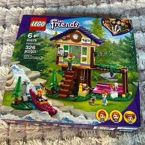 LEGO Friends 41679 Forest House